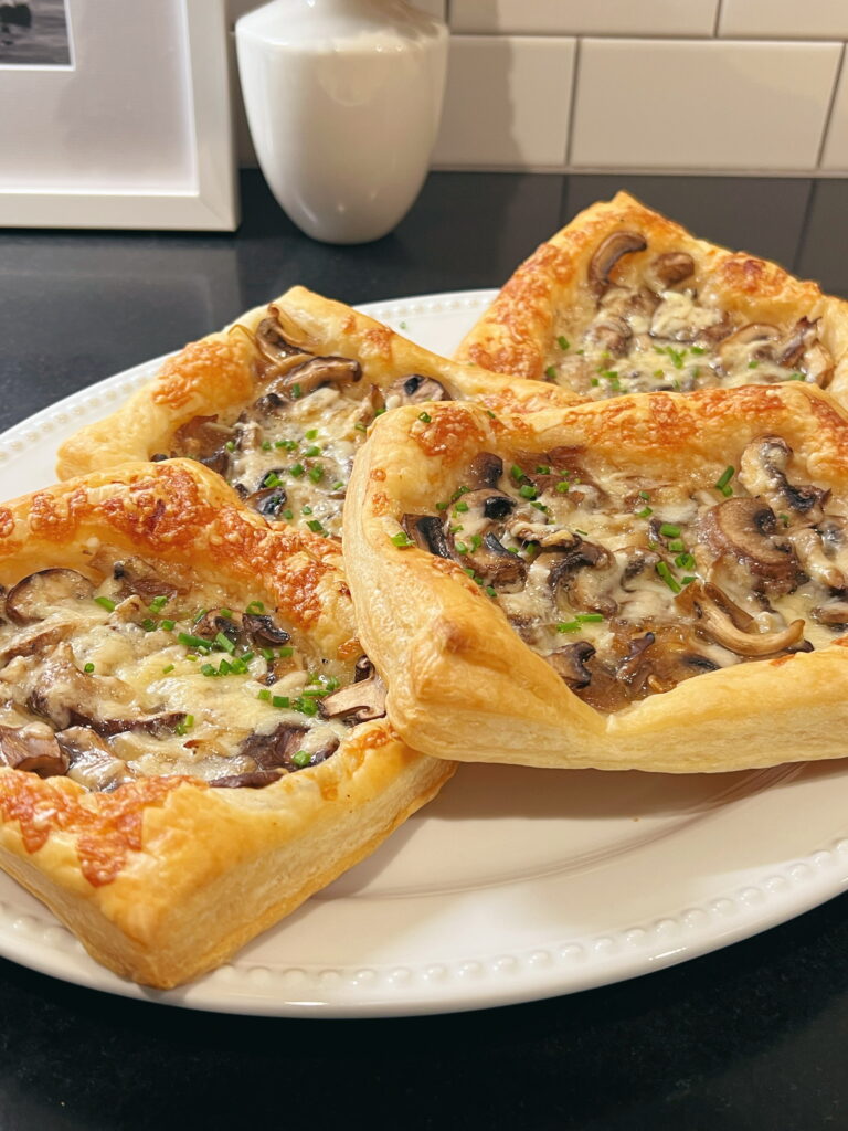 mushroom and gruyere tart